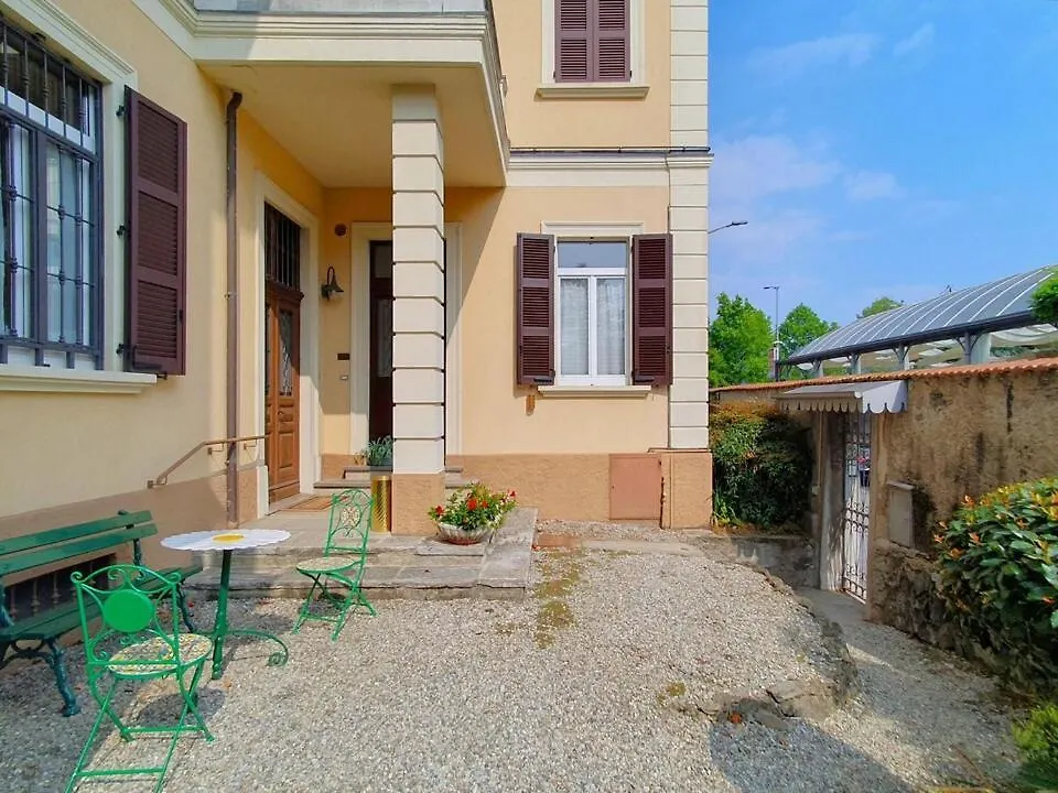 Apartment Vista Lago Luino Italy